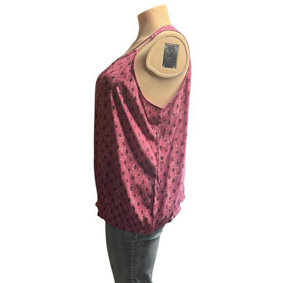 Maurices Lattice Neck Tank Top Size 4X in Pink Ikat Print - Picture 4 of 13